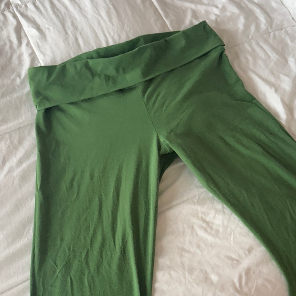 PINK Victoria's Secret Kelly Green Yoga Pants